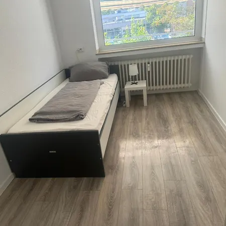3-zimmer Mit Balkon Apartamento Leverkusen