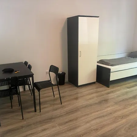 Apartamento 3-zimmer Mit Balkon *